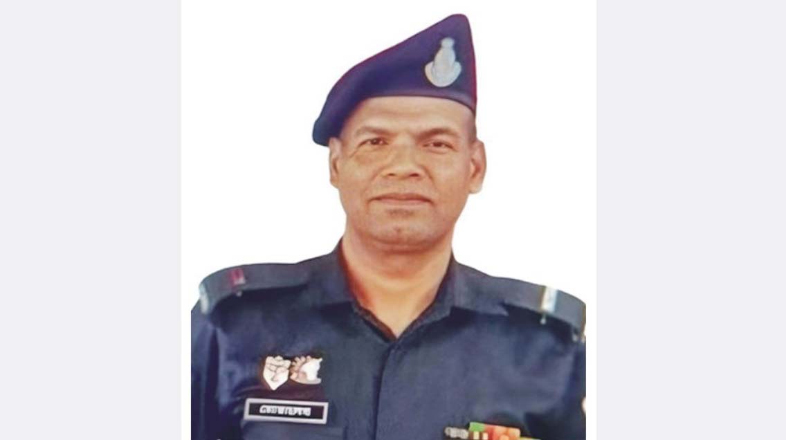  পরিবারের চেয়ে  বেশি সময় আমার  স্বামী দেশকে দিতো : মোতালেবের স্ত্রী