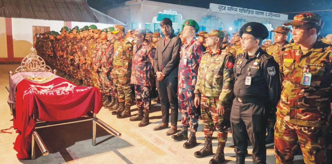  কুমিল্লার অলিপুরে সমাহিত র‌্যাব কর্মকর্তা মোতালেব  