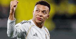   এমবাপের জোড়া গোলে বার্সাকে টপকে শীর্ষে রিয়াল