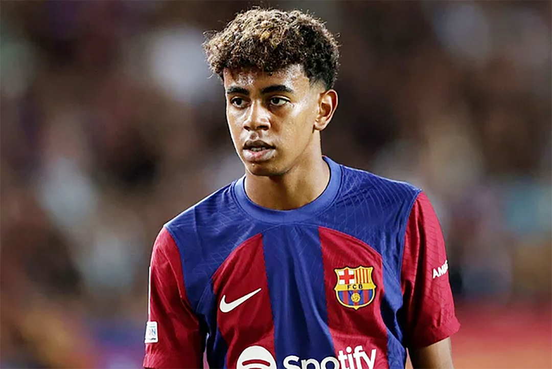   মাঠ থেকে বের হলেই ফুটবল থেকে দূরে থাকি: ইয়ামাল