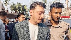  ঢাবিতে বিশ্বকাপজয়ী ফুটবলার ওজিল