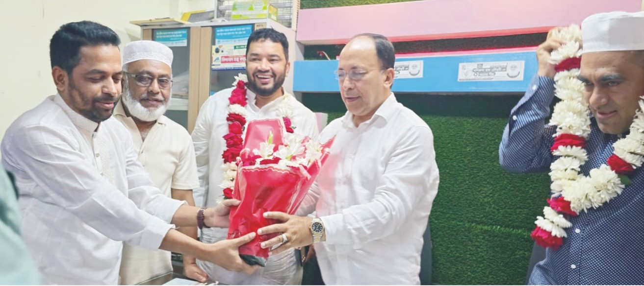   দলিল লেখক সমিতির  সভাপতির কার্যালয়ে  এমপি জসিম উদ্দিনের  শুভেচ্ছা বিনিময়