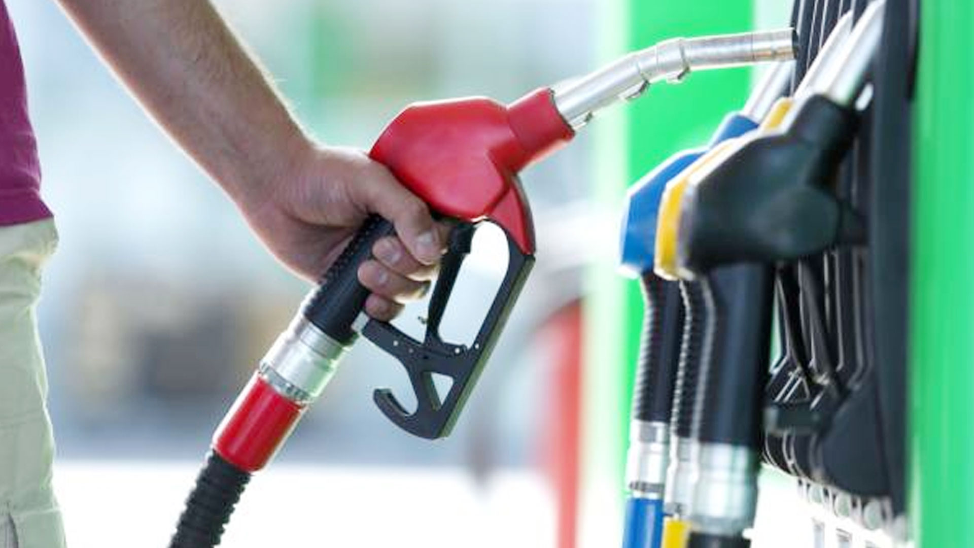  ভারত থেকে ৫ হাজার মেট্রিক টন ডিজেল পাম্পিং শুরু