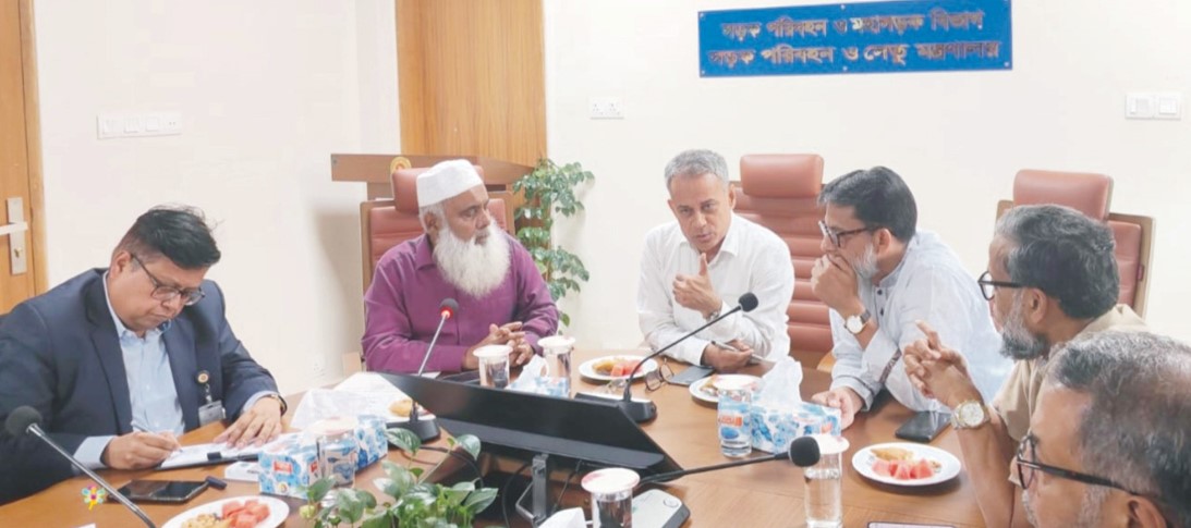  ঢাকা-কুমিল্লা সরাসরি রেললাইন  চালুর বিষয়ে মন্ত্রণালয়ে এমপি মনিরুল হক চৌধুরীর বৈঠক 