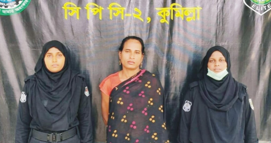 কুমিল্লায় হিজড়াদের মাদকের কোন্দলে  যুবককে আগুনে পুড়িয়ে হত্যা 