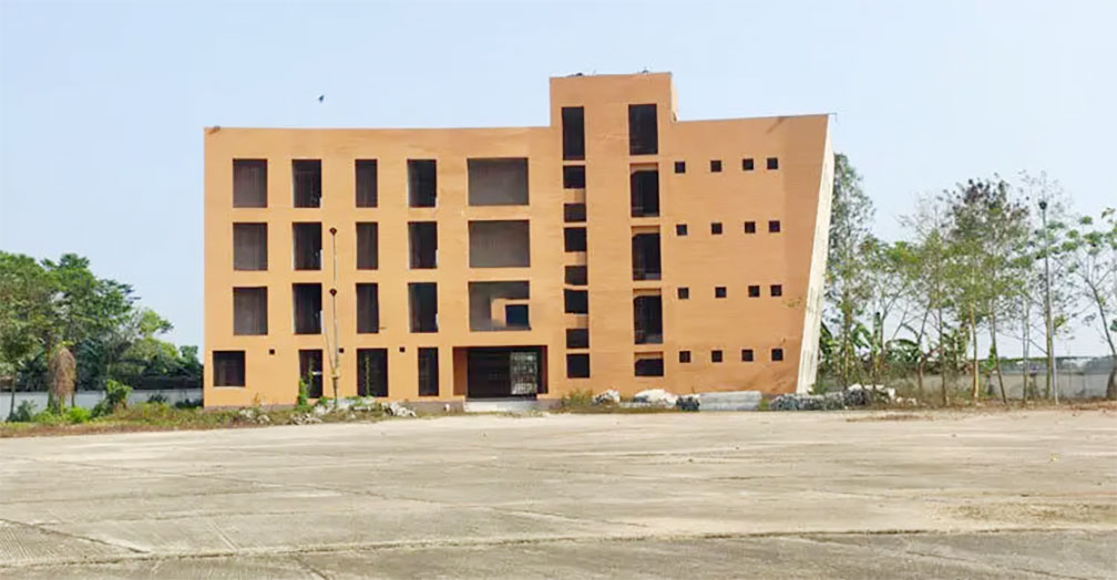   কাঙ্খিত বিশ্রামাগার খুলছেআজ উচ্ছ্বসিত চালকরা, নেয়া হচ্ছে না ফি
