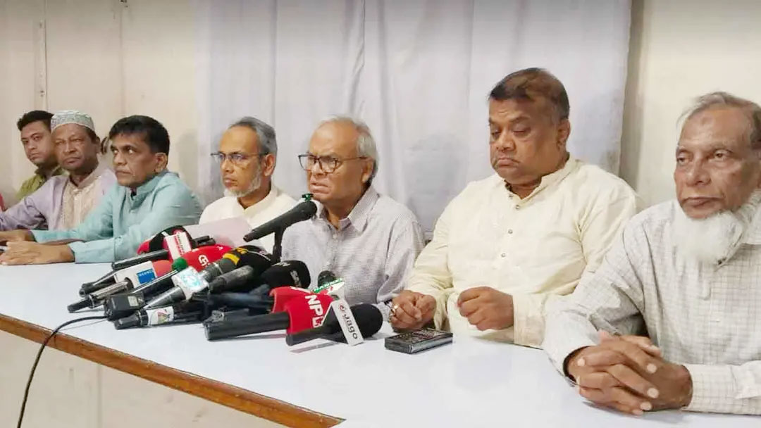 এবার সবাই নির্দিষ্ট সময়ে গ্রামের বাড়িতে পৌঁছেছে : রিজভী