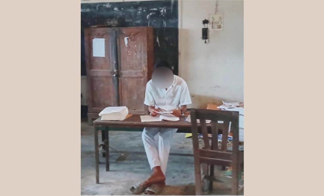  দশম শ্রেণির ছাত্র  দিয়ে এসএসসির খাতা মূল্যায়ন! ভিডিও ভাইরাল 