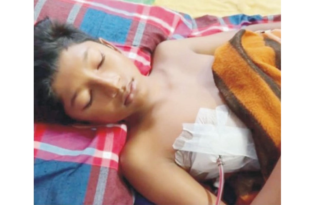 ইথানের শরীর থেকে গুলি  বের করা যা নি এখনো