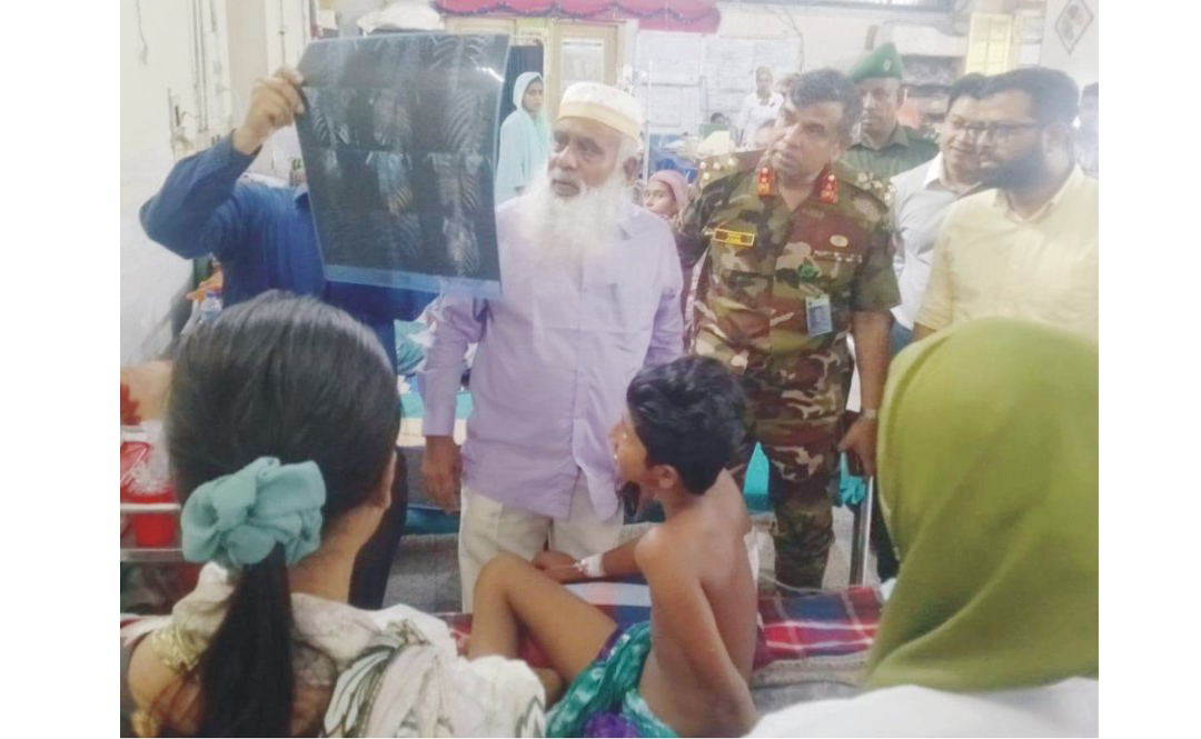   কাটাবিলে গুলিবিদ্ধ স্কুলছাত্র  ইথানকে দেখতে ঢাকা মেডিকেলে  এমপি মনিরুল হক চৌধুরী