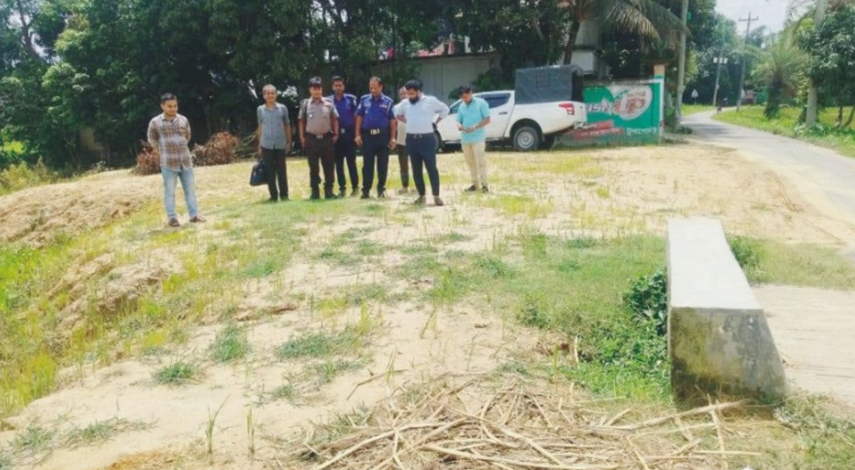  কালভার্টে পানি প্রবাহে বাঁধার  অভিযোগ তদন্তে এসিল্যান্ড