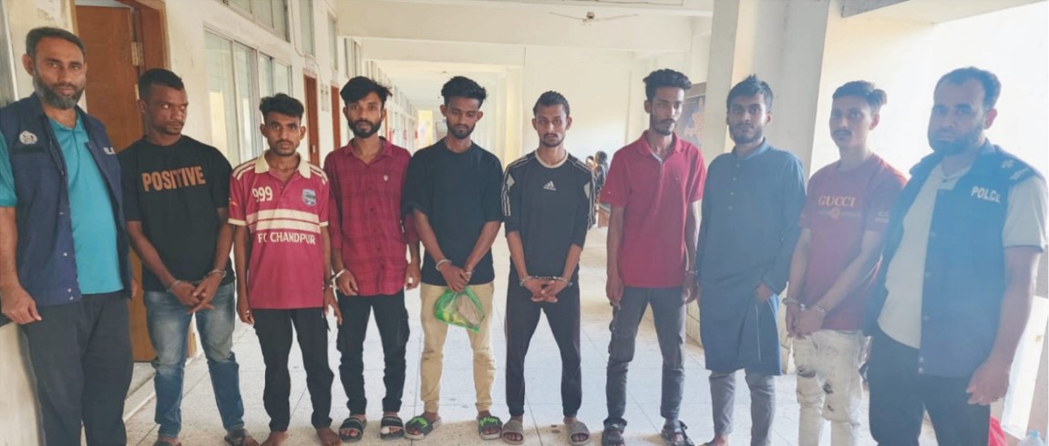কুমিল্লা কোতয়ালী পুলিশের মাদকবিরোধী অভিযানে তিনদিনে গ্রেপ্তার ২১