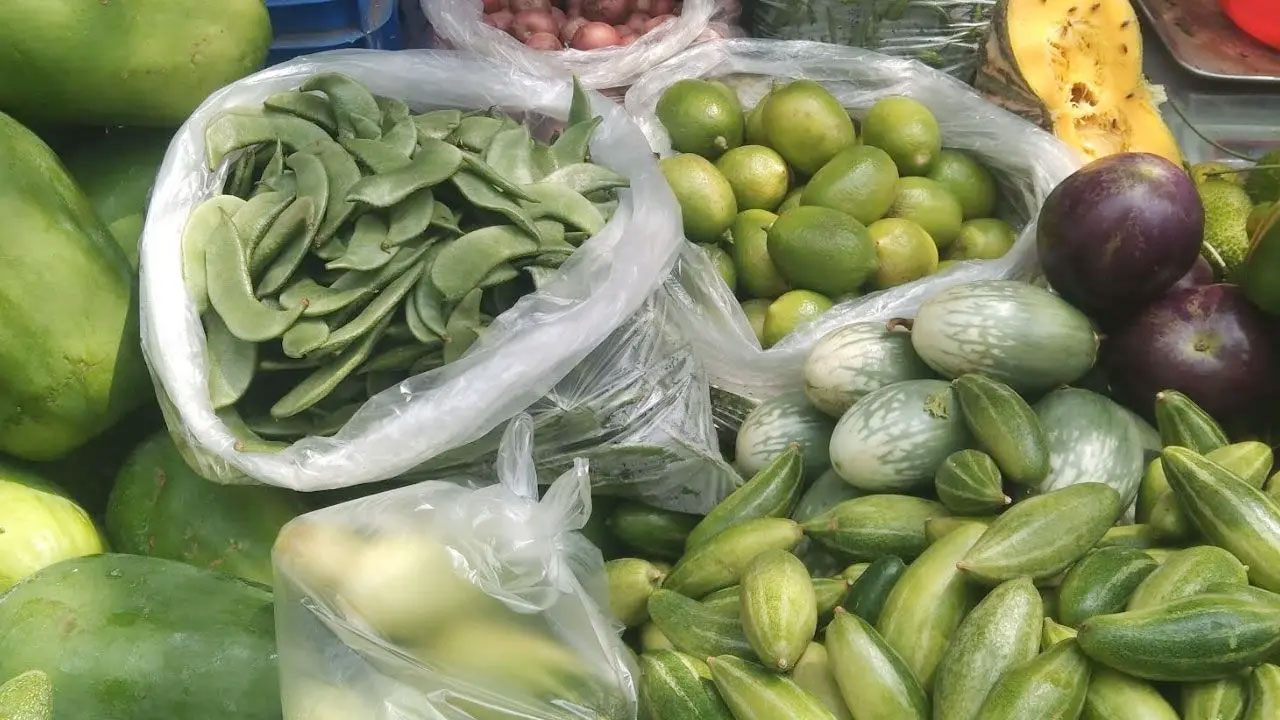  বাজারে সবচেয়ে দামি সবজি শিম, বেগুন ১৪০ টাকা