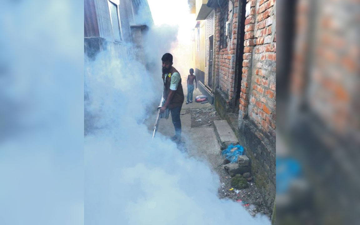  ডেঙ্গুতে আক্রান্ত  হয়ে হাসপাতালে  ২১৫৮ জন, মৃত্যু ৬