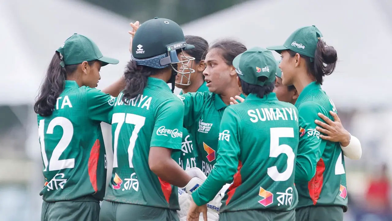  শেষ ওভারে শ্রীলঙ্কার কাছে হারল বাংলাদেশ অনূর্ধ্ব-১৯ নারী দল