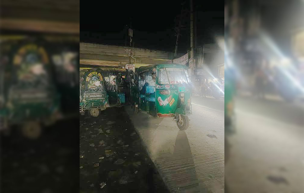 রাতে মহাসড়কে সিএনজি চালায় কারা !