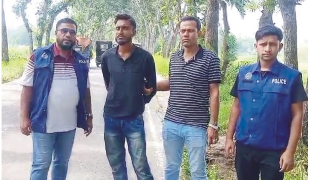 ব্রাহ্মণপাড়ায়দুই মামলায় ২৫ বছরের সাজাপ্রাপ্ত ডাকাতচান্দিনা থেকে গ্রেপ্তার