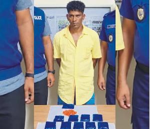 ধানক্ষেতে আধাকিলোমিটার দৌড়েওশেষরক্ষা হলো না&nbsp;মাদক কারবারির