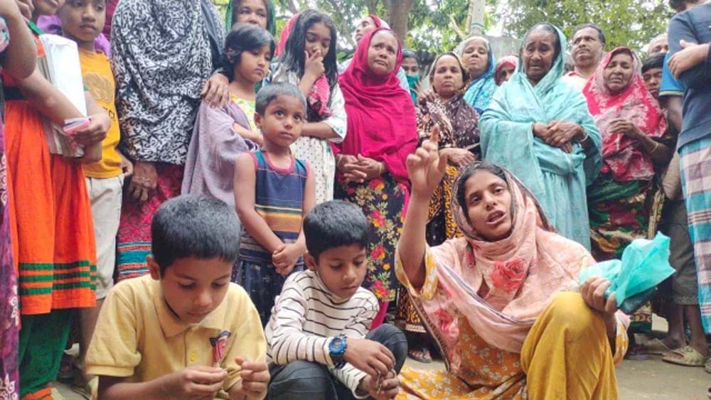 ‘আমার মাসুম বাচ্চাগুলো এতিম হয়ে গেল’