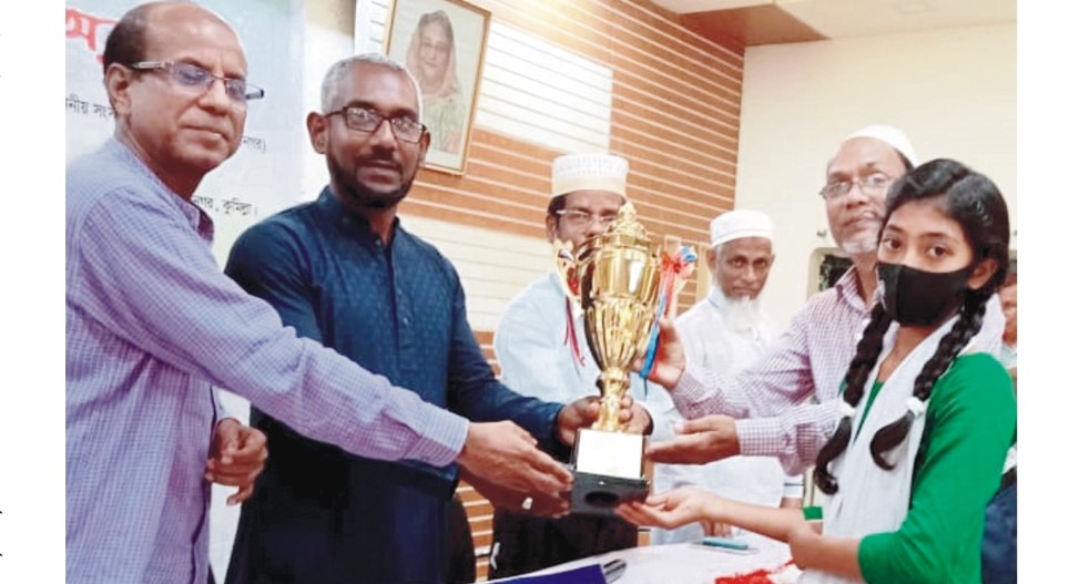 মুরাদনগরে শীতকালীন ক্রীড়া প্রতিযোগিতার পুরস্কার বিতরণ 