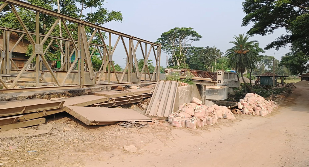আগামী ৩ দিন বন্ধ থাকবে আখাউড়া স্থলবন্দরের যান চলাচল