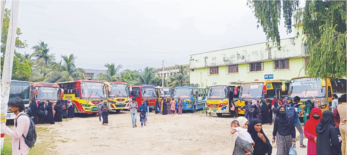 কুমিল্লা ভিক্টোরিয়া কলেজে পরিবহন সংকট চরমে