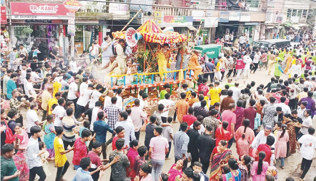   বগুড়ায় রথযাত্রায় বিদ্যুৎস্পৃষ্টে ৫ জনের মৃত্যু, আহত ৩৭