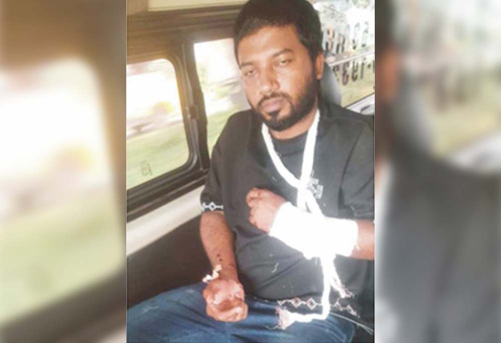  কুমিল্লা নগরীতে চৌদ্দগ্রাম উপজেলা  ছাত্রলীগ সভাপতিকে কুপিয়ে জখম 