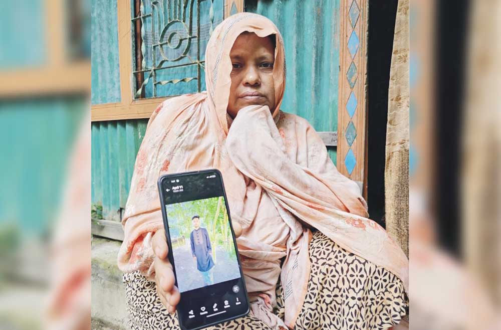 ‘কোন পাষন্ড আমার নিরীহ ছেলেডারে গুলি করল’ 