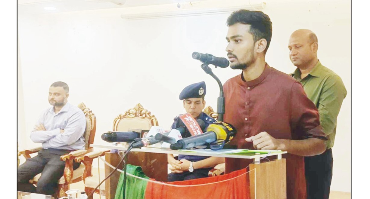  সরকার ও জনগণ একাকার  হয়ে কাজ করছে