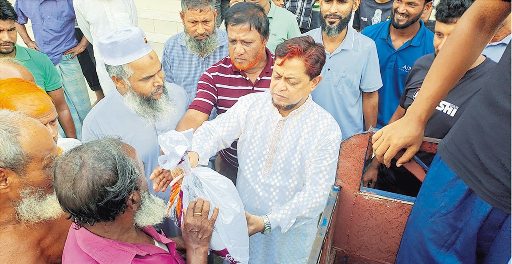   কুমিল্লা মহানগরী জামায়াতের খাদ্য সামগ্রী বিতরণ