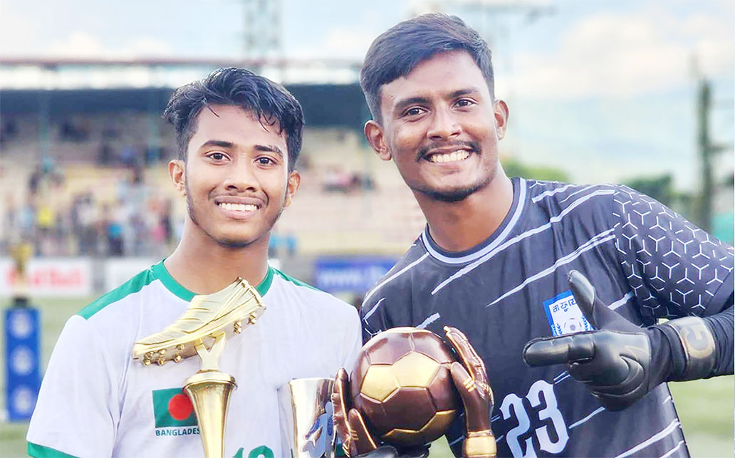  টুর্নামেন্ট সেরা মিরাজ-আসিফরা