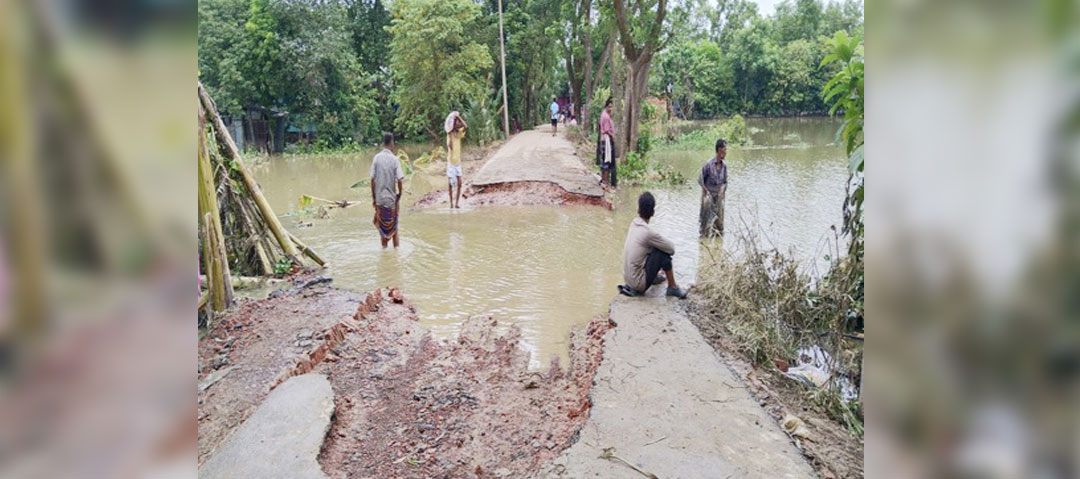 বুড়িচংয়ে বন্যায় ১৫৬টি সড়কের ব্যাপক ক্ষতি