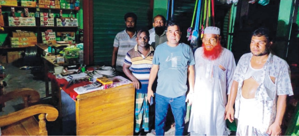 কুমিল্লা লালমাইয়ে ব্যবসায়ীকে মারধরের ঘটনায় থানায় মামলা