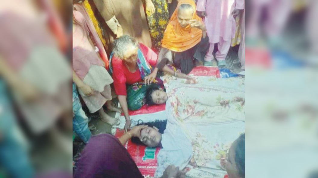 মুরাদনগরে ড্রেজারের গর্তের পানিতে  ডুবে আপন দুই বোনসহ নিহত৩ 