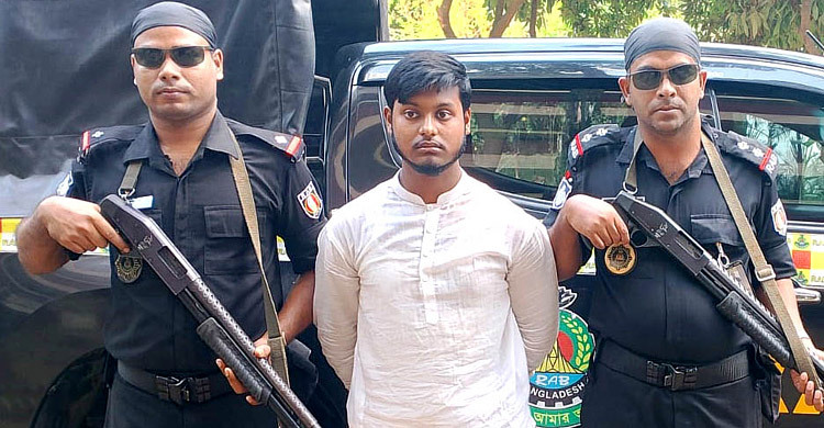টাকার জন্য মাকে হত্যা করে মরদেহ ডিপ ফ্রিজে রাখেন ছেলে