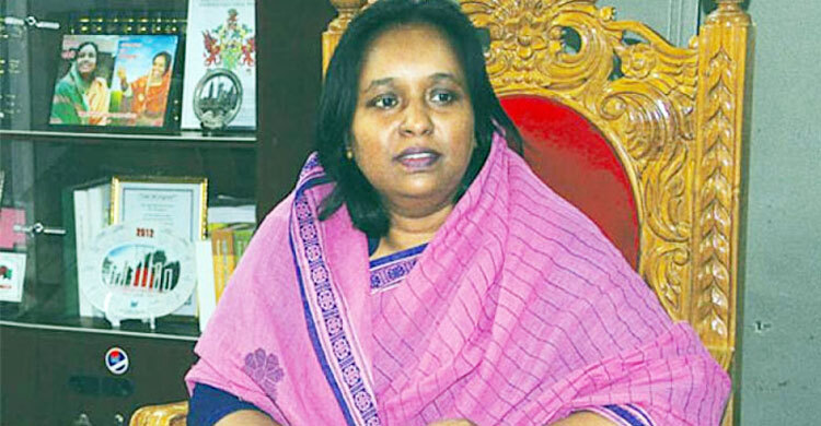 সেলিনা হায়াৎ আইভীর দেশত্যাগে নিষেধাজ্ঞা