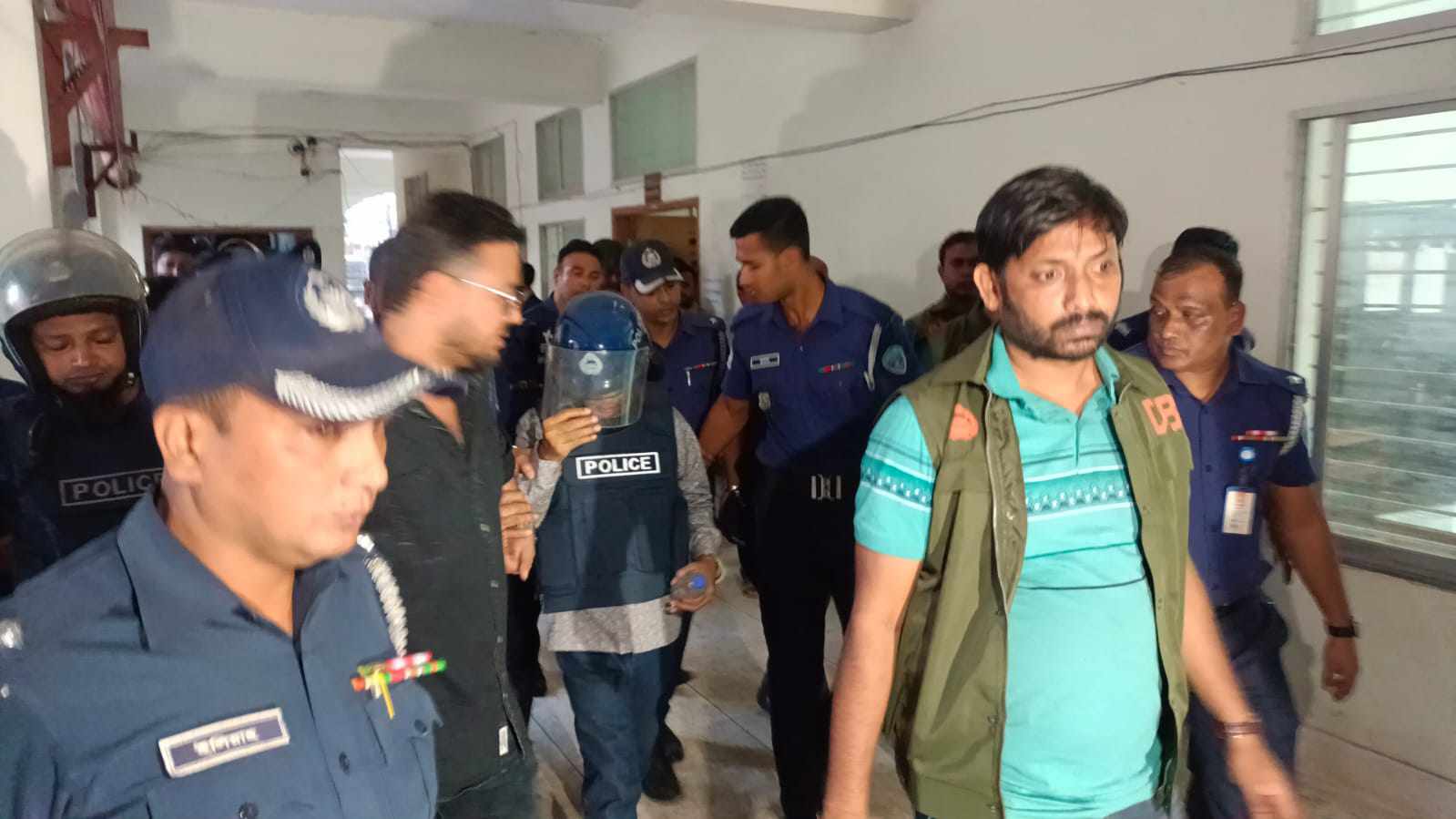 সাবেক আইজিপি শহিদুল হক আবারও রিমান্ডে