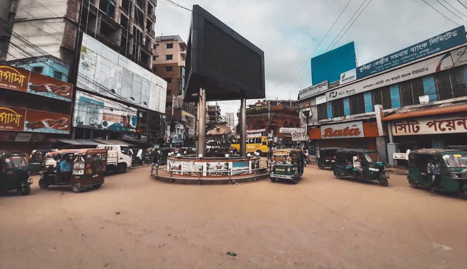  রুচি বিলাসের খাবারে পোকা! 