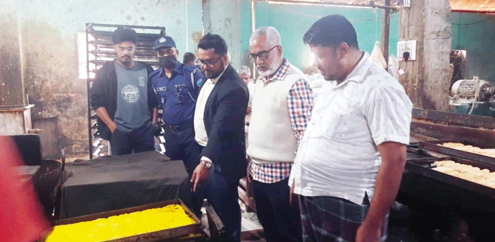 কুমিল্লায় তিন প্রতিষ্ঠানকে  ৯৫ হাজার টাকা জরিমানা