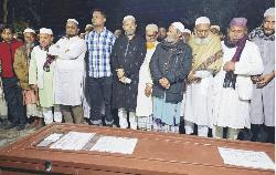   সৌদি আরবে দুর্ঘটনায় মারা যাওয়ার দেড় মাস পর দেবিদ্বারে এলো যুবকের মরদেহ, দাফন সম্পন্ন 