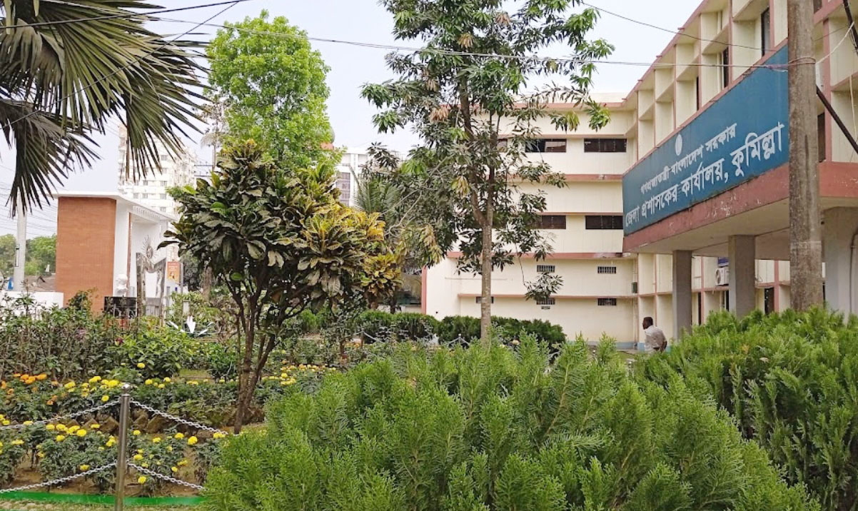 ফোরলেনের ভেতরে অনিয়ম করলে কোন দয়ামায়া নাই: জেলা প্রশাসক 