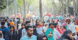   ‘তিল ঠাঁই’ছিলো না কুমিল্লার বিনোদন কেন্দ্রগুলোতে  