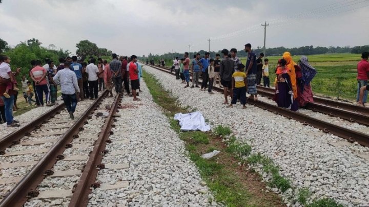 কুমিল্লায় ট্রেনে কাটা পড়ে নিহত ৩