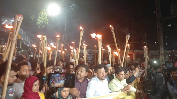 আ.লীগকে নিষিদ্ধ করতে কোনও আইনের প্রয়োজন নেই: এনসিপি