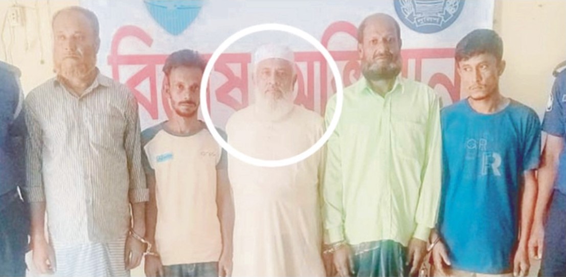  স্বামীই বালিশ চাপায়  হত্যা করে স্ত্রীকে! 