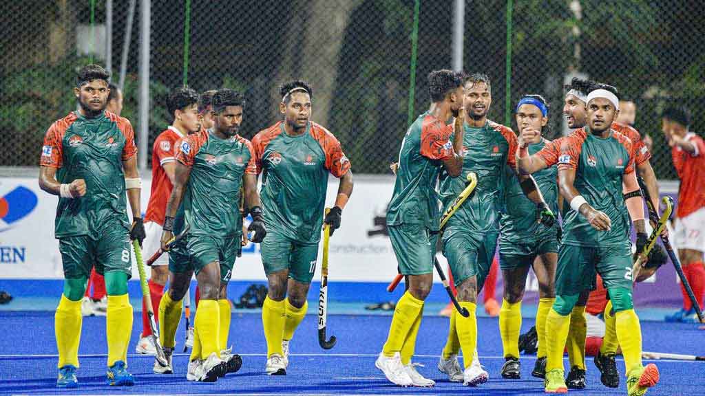  ওমানের বিপক্ষে হেরে সেমি-ফাইনাল থেকে বিদায় বাংলাদেশের