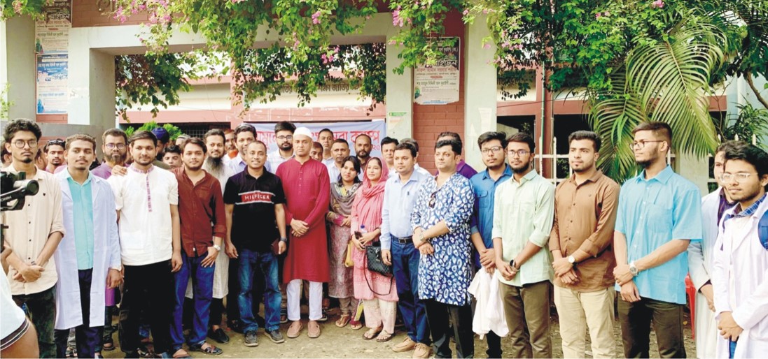  কুমিল্লা নগরীর  ৭নং ওয়ার্ডে  বিনামূল্যে চিকিৎসা সেবা প্রদান