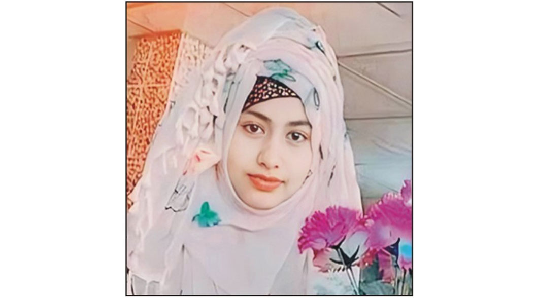  মনোহরগঞ্জে স্বামীর বিরুদ্ধে  স্ত্রীকে হত্যার অভিযোগ,  প্রতিবাদে এলাকাবাসীর মানববন্ধন 