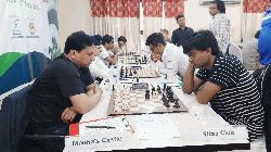   নিয়াজ মোর্শেদদের হারিয়ে শিরোপার দৌড়ে রাজীবের দল